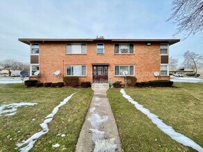 Building Photo - 1220 Ottillia St SE