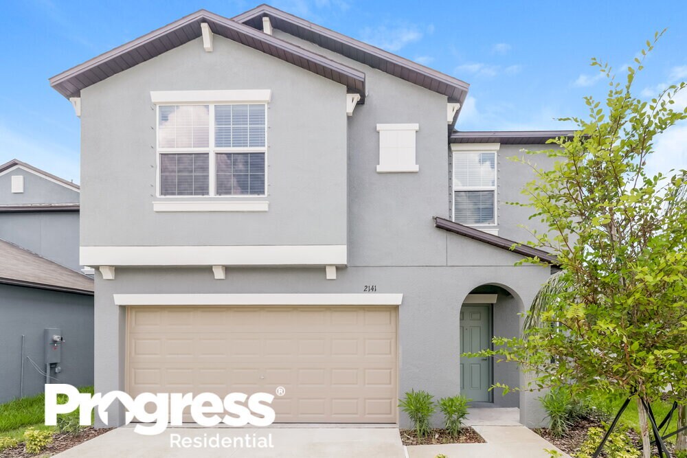 Foto principal - 2141 Skybrooke Blvd