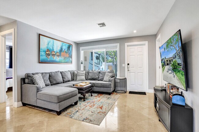 Foto del edificio - 1041 SW 32nd St