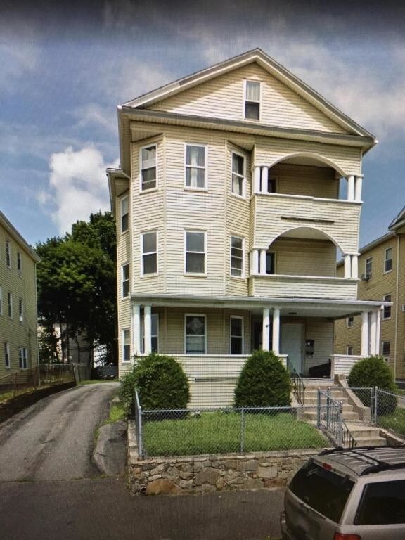 Primary Photo - 68 stockton st Apt 1 worcester ma 01610