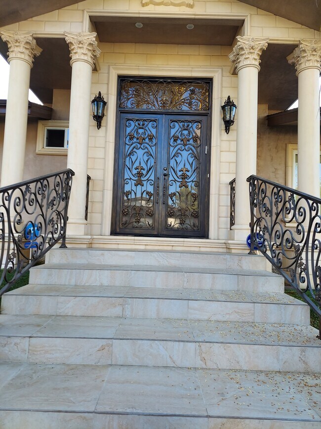 Foto del edificio - 3603 Westfall Dr