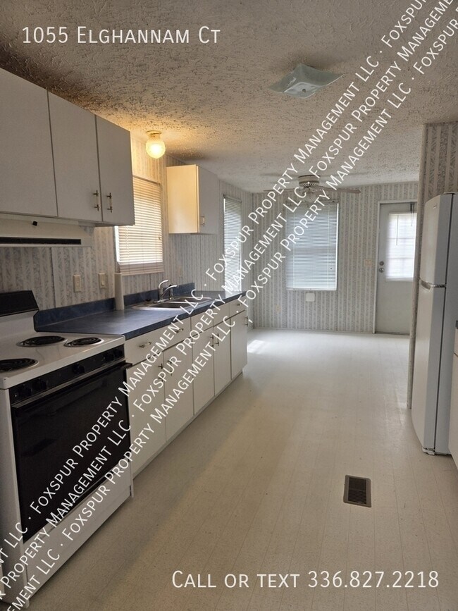Foto del edificio - 1055 Elghannam Ct