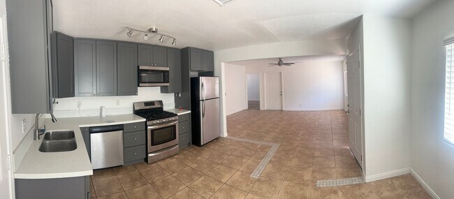 Foto del edificio - Affordable 3 bedroom / 1 bathroom home in Banning