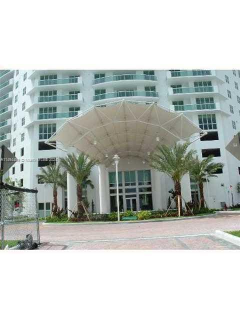 Building Photo - 7910 Harbor Island Dr