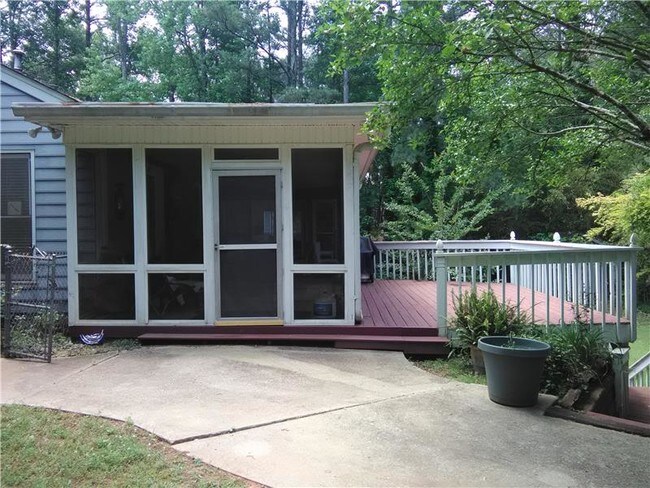 Building Photo - 12780 Providence Rd