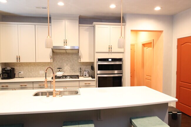 Building Photo - 1540 Catch Fly Ln