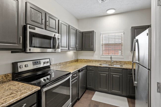 Photo - 4805 Lyons View Pike Apartment