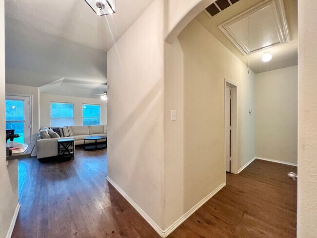 Building Photo - Cozy Home in Remington Point Neighborhood