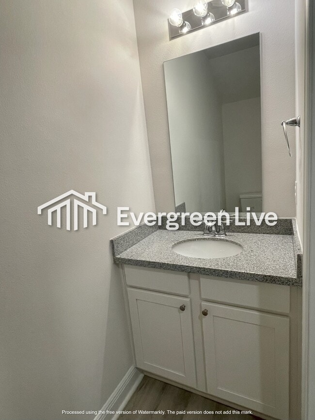 Building Photo - 9897 McLuvin Rd