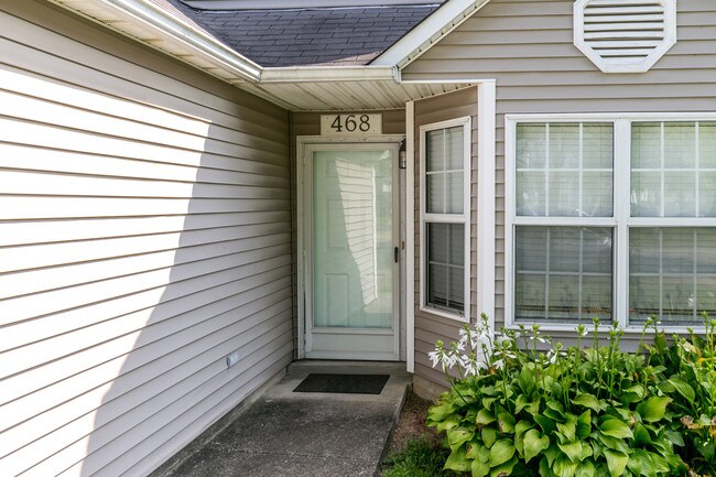 Building Photo - 468 Chelsea Woods Dr