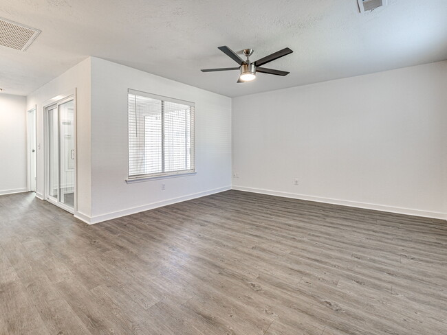 Building Photo - Hearthstone Homes - OKC