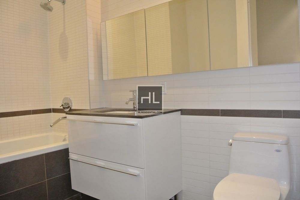 Foto del edificio - 2 bed, Marcy Avenue