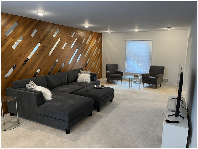 living room - 5835 Pinecroft Dr
