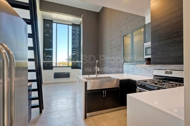 Foto del edificio - 1965 Columbia St