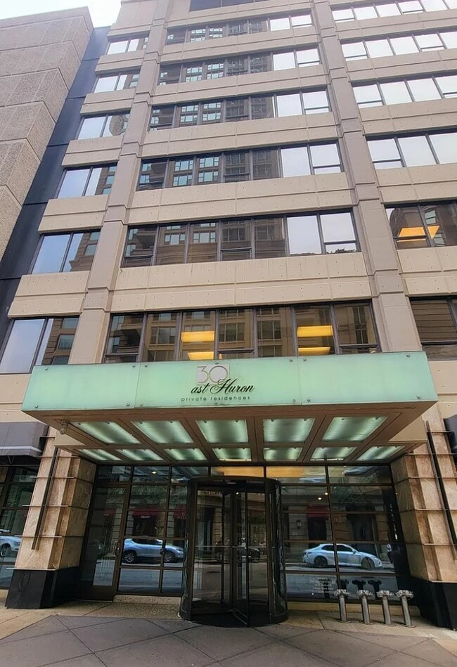 Building Photo - 30 E Huron St