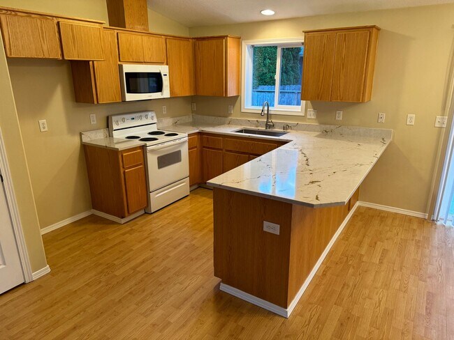 Building Photo - One level- Corner Lot Home only  blocks aw...