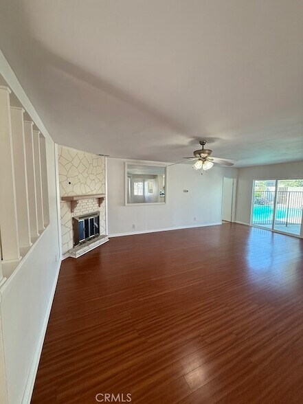 Foto del edificio - 9762 Stanwin Ave