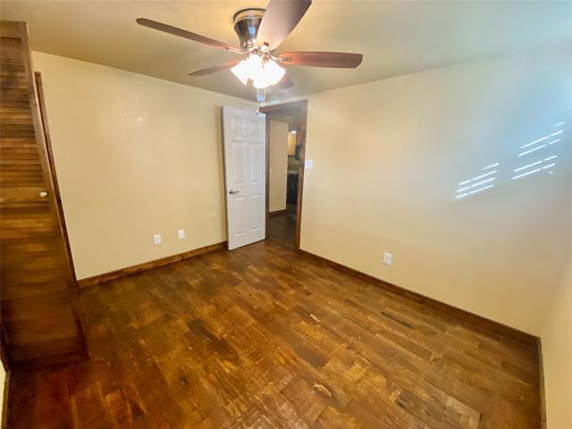 Building Photo - 625 Redbud Ln