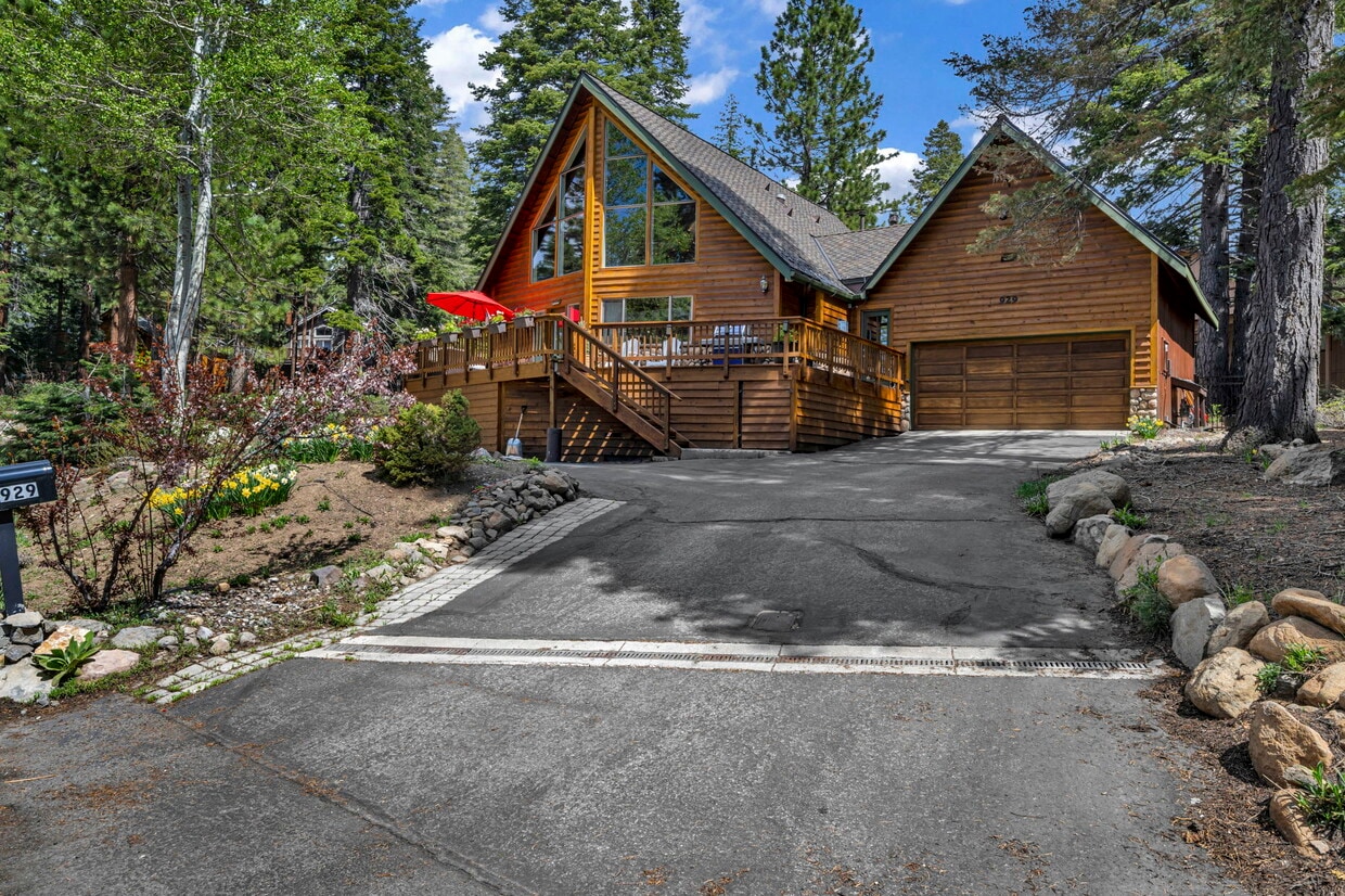 929 Dorcey Dr, Incline Village, NV 89451 House Rental in Incline