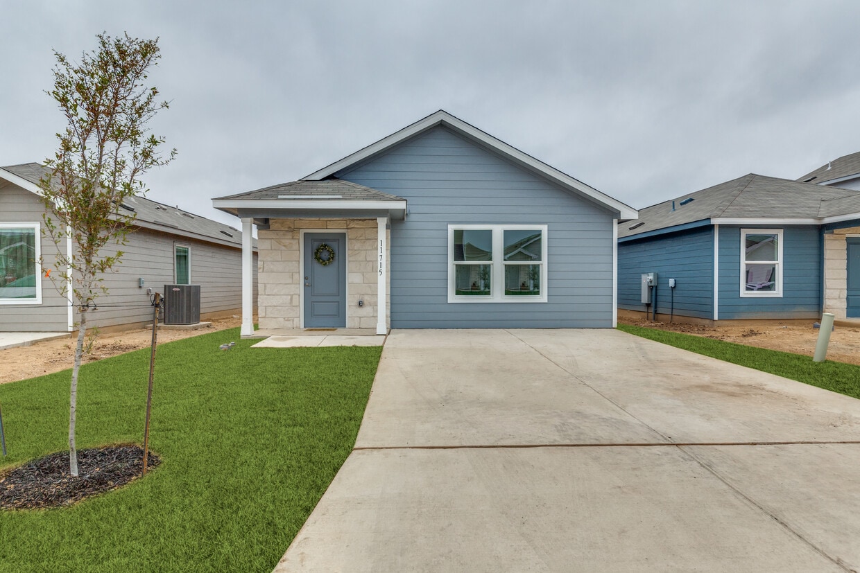 Photo - 11715 Blasting Wy (Von Ormy, TX)