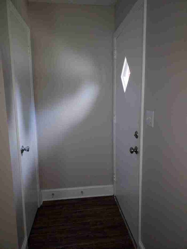 Foto del edificio - 1218 Bolton St