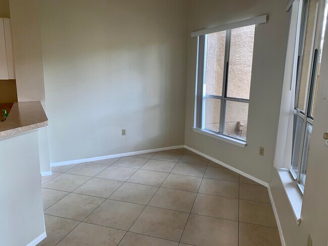 Building Photo - 4799 Via Palm Lakes