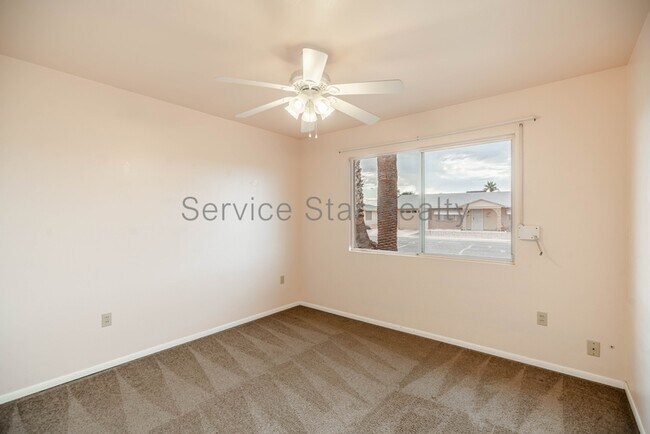 Foto del edificio - 10023 N 103rd Dr
