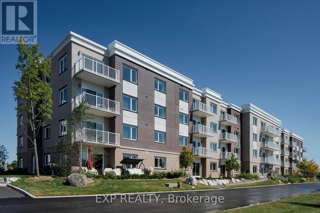 Photo du bâtiment - 411 Barnet Blvd