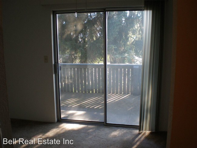 Foto del edificio - 595 Lone Oak Ave