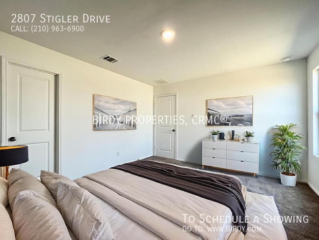 Foto del edificio - 2807 Stigler Dr