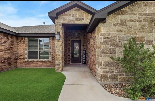 Foto del edificio - 3015 Whitetail Trail