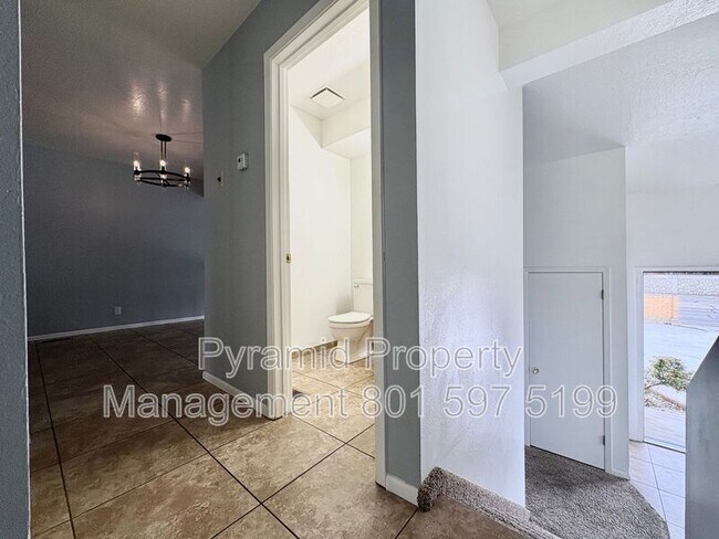 Foto del edificio - 5441 S 1300 E