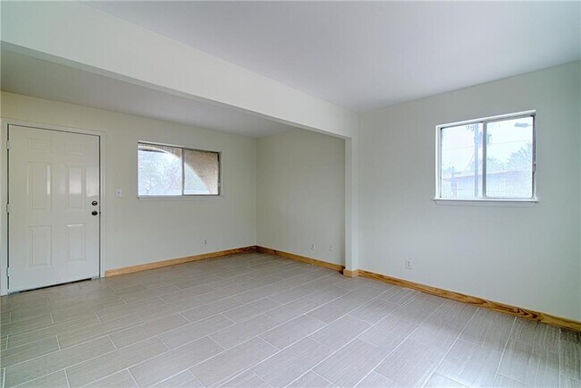 Building Photo - 2609 E Cesar Chavez St