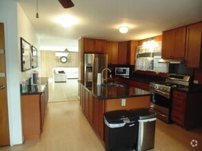 Building Photo - 1761 Maiha Pl