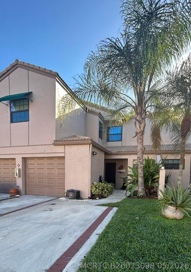 Building Photo - 1672 Cypress Pointe Dr