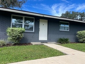 Building Photo - 9317 Goldenrod Rd