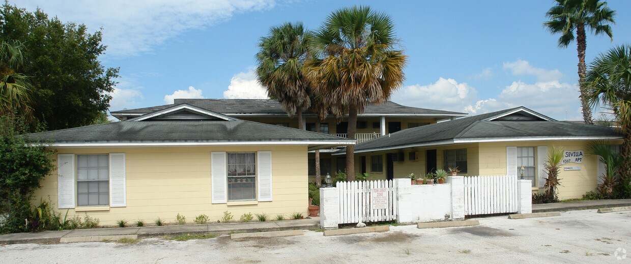 Building Photo - 4507 Mcelroy Ave