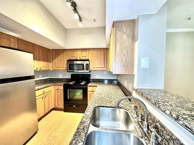 Foto del edificio - 702 Hadley St