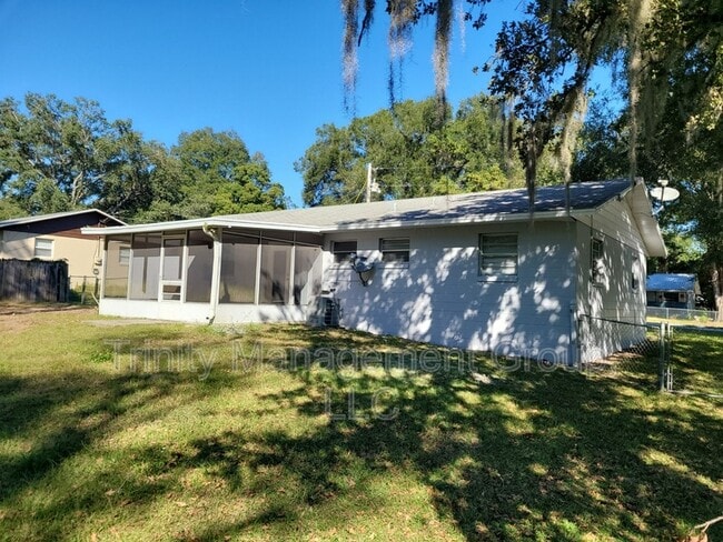 Foto del edificio - 2240 NE 39th St