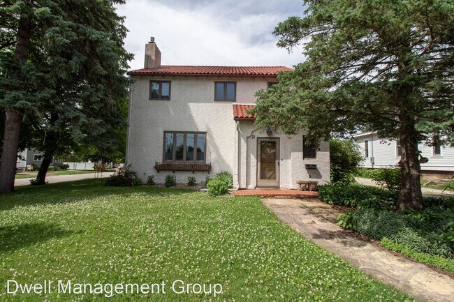 Foto del edificio - 3 br, 2 bath House - 31 4th Street Northwest