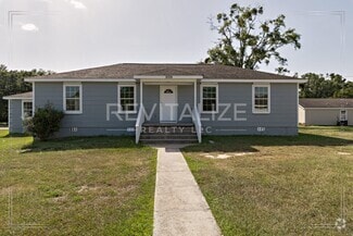 Building Photo - 1060 E Woodlawn Dr