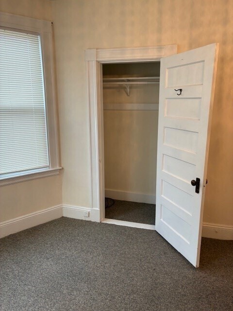 Foto del edificio - 180 Lewis St