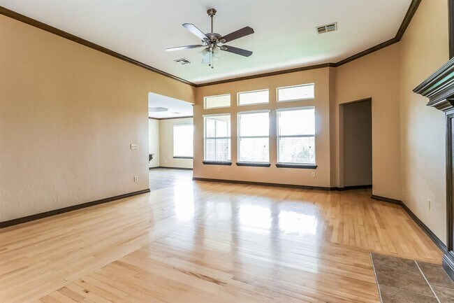 Foto del edificio - 504 NW 174th St