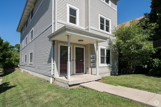 Building Photo - 3101 N Newhall St