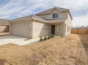 Building Photo - 1701 Swallow Dr