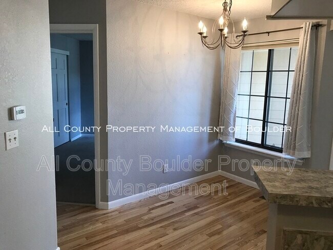 Foto del edificio - 5950 Gunbarrel Ave