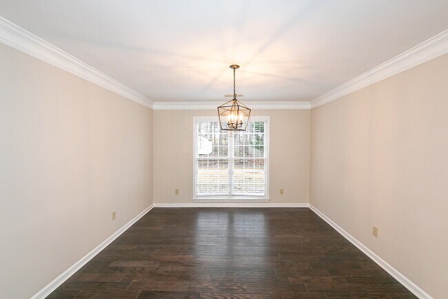 Building Photo - 2379 Westport Cir