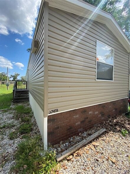 Building Photo - 37412 Carringer Rd