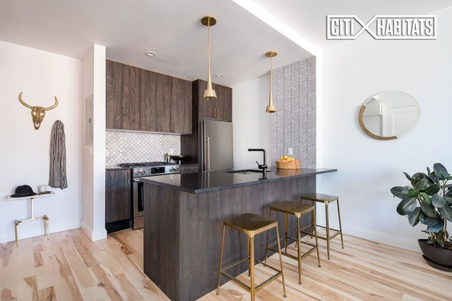 Foto del edificio - 564 Saint Johns Pl