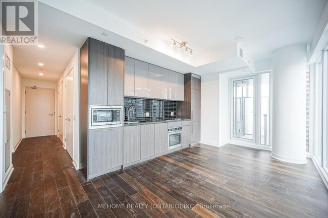 Photo du bâtiment - 115 Blue Jays Way